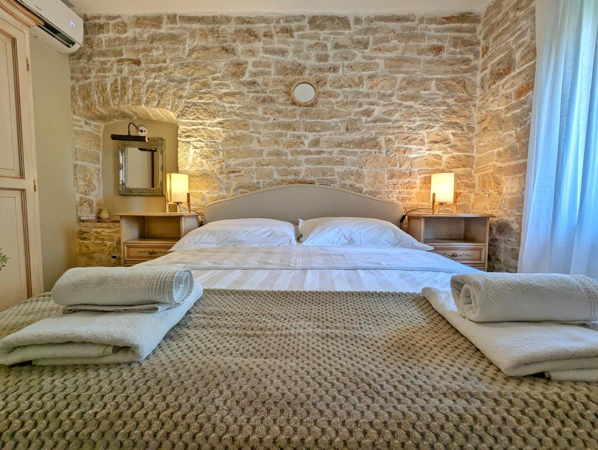 Villa Lucija Rovinjsko Selo Bagian luar foto